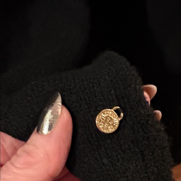 Anne Klein Classic Black Fringe Scarf - Picture 2 of 5